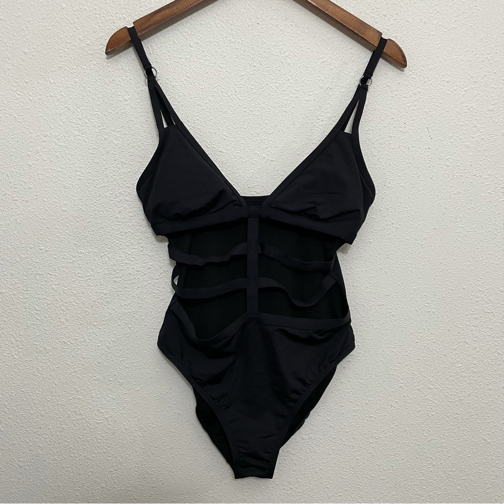 Kenneth Cole Strappy One Piece Swim Suit Medium